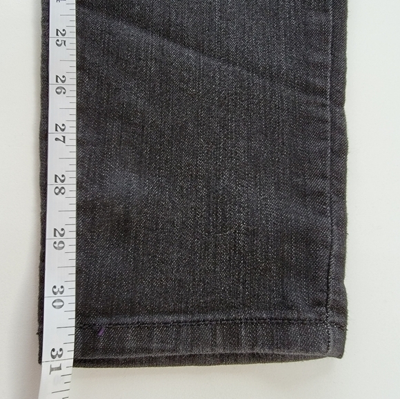 EUC NYDJ Black 5 Pocket Jeans Size 10 - Picture 9 of 10